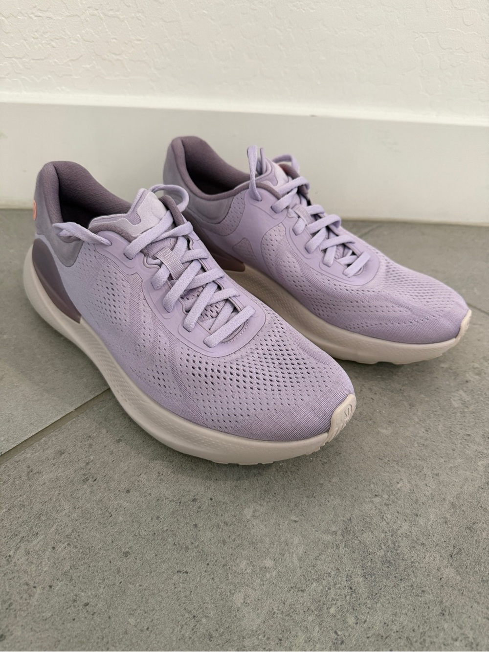 Lululemon Women's Beyondfeel Running Shoe